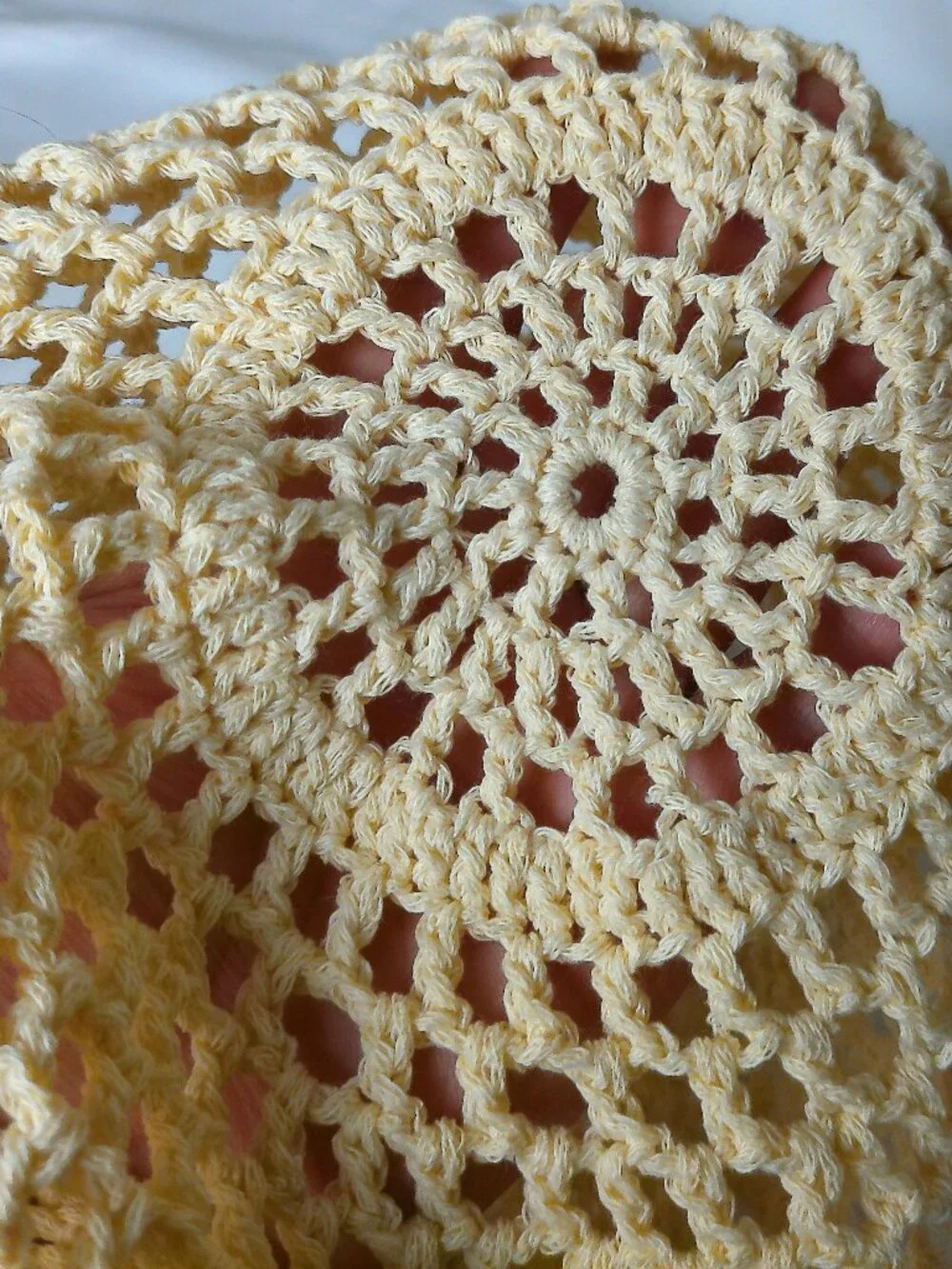 1970s - 1980s Vintage Cream Crochet Lace Beret Handmade Cotton Summer Hat - Picture 7 of 7